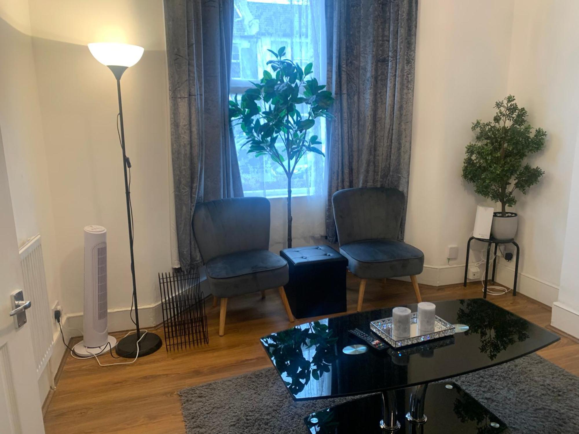 NorwoodL A Place Croydon, London别墅 外观 照片